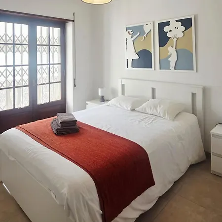 Apartment Center - 500 M From The *