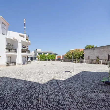 Center - 500 M From The Апартаменты Кашкайш