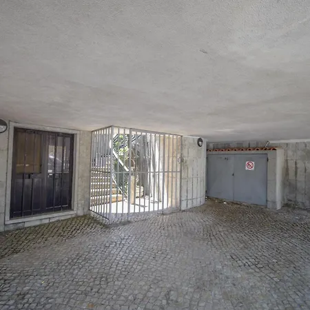 Apartment Center - 500 M From The Cascais